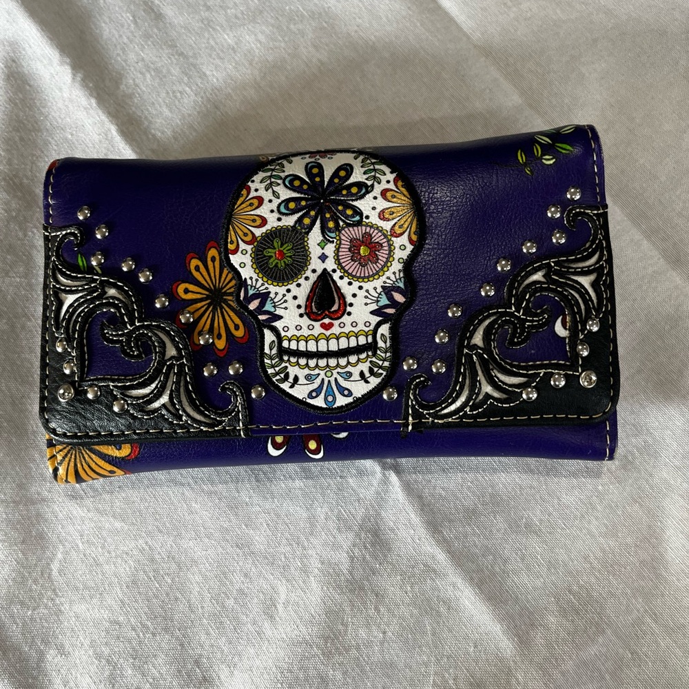 Colorful Skull Design Women's Clutch - Purple and Black
